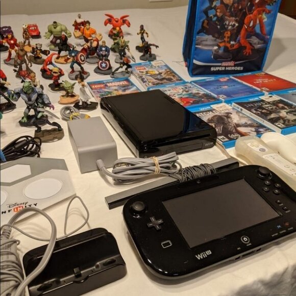 Wii U Bundle sets Console Gamepad and more - Picture 4 of 9